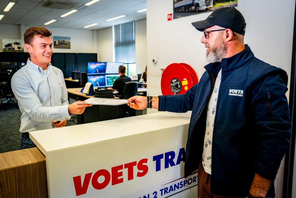 Bedrijfsvideo: bedrijfsfotografie voor Voets Transport in Eersel: wagenpark en werk in de praktijk