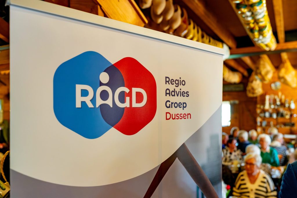 Evenementfotografie tijdens de Week van de Ontmoeting van Regio Adviesgroep Dussen