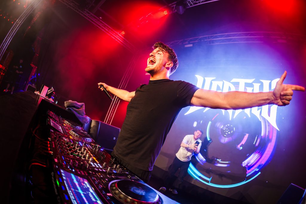 Festival fotografie zomerfeesten Almkerk 2026 vertilt