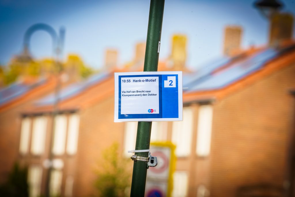 deelnemers stappen in bij het eerste ophaalpunt
